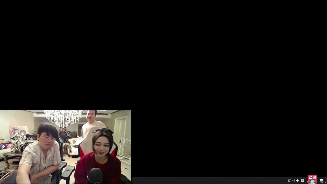 DB视讯官方登录入口姿态和小悠合唱《素颜》，弹幕全是甜甜甜：直接出唱片吧！