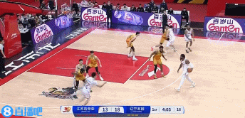 DB真人旗舰热得很！王岚嵚首节替补5分钟拿8分 两记三分全中+空切转身上篮