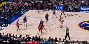 DB视讯官网有谱！邓恩内外开花连得7分 帮助快船占据主动