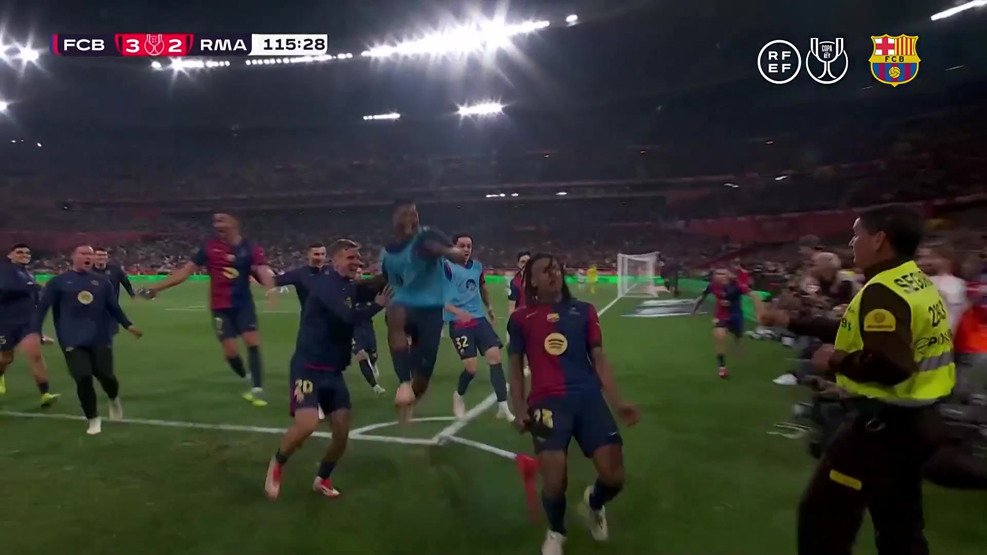 DB视讯官网决赛加时绝杀皇马！孔德激情庆祝跨过角旗杆😂