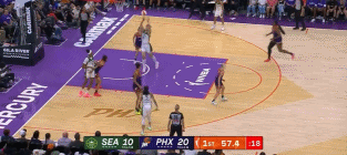 DB视讯官方登录入口小宝继续加油~李月汝风暴队首秀拿下6分4板4助 上半场5分2板2助