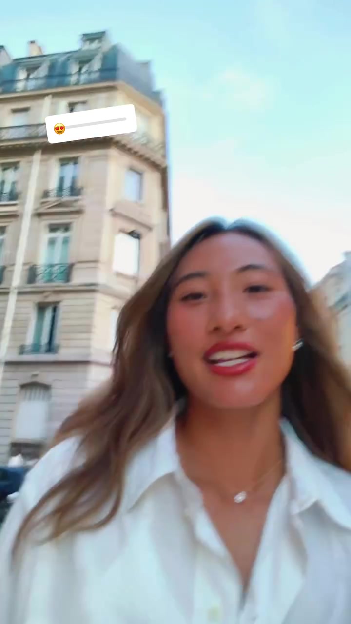 DB视讯百家乐心情​​​美😁郑钦文边走边唱蔡依林《日不落》，社媒晒吃大餐