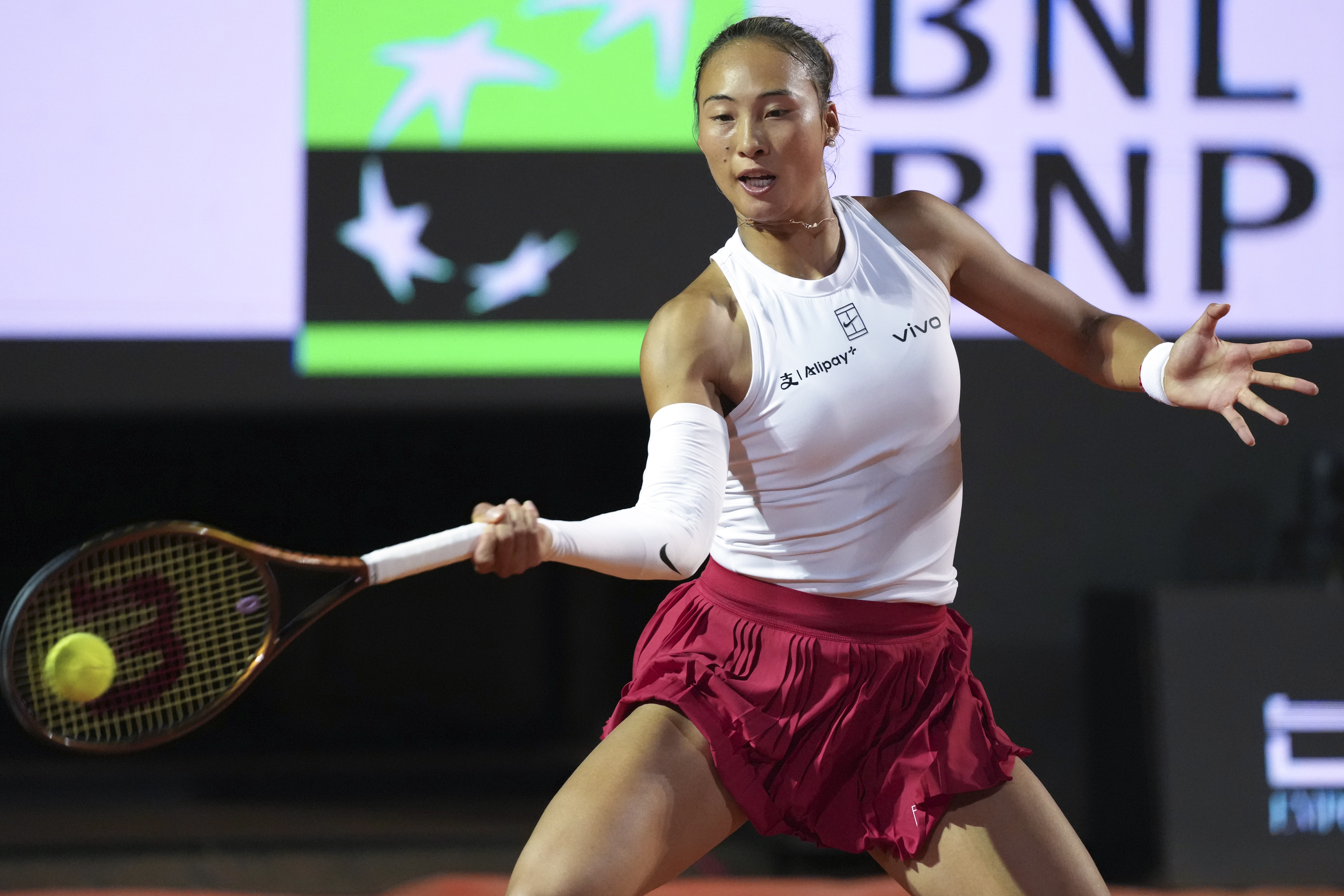 DG视讯官网平台已是福地！郑钦文罗兰加洛斯10连胜遭终结，去年奥运在该场地夺金